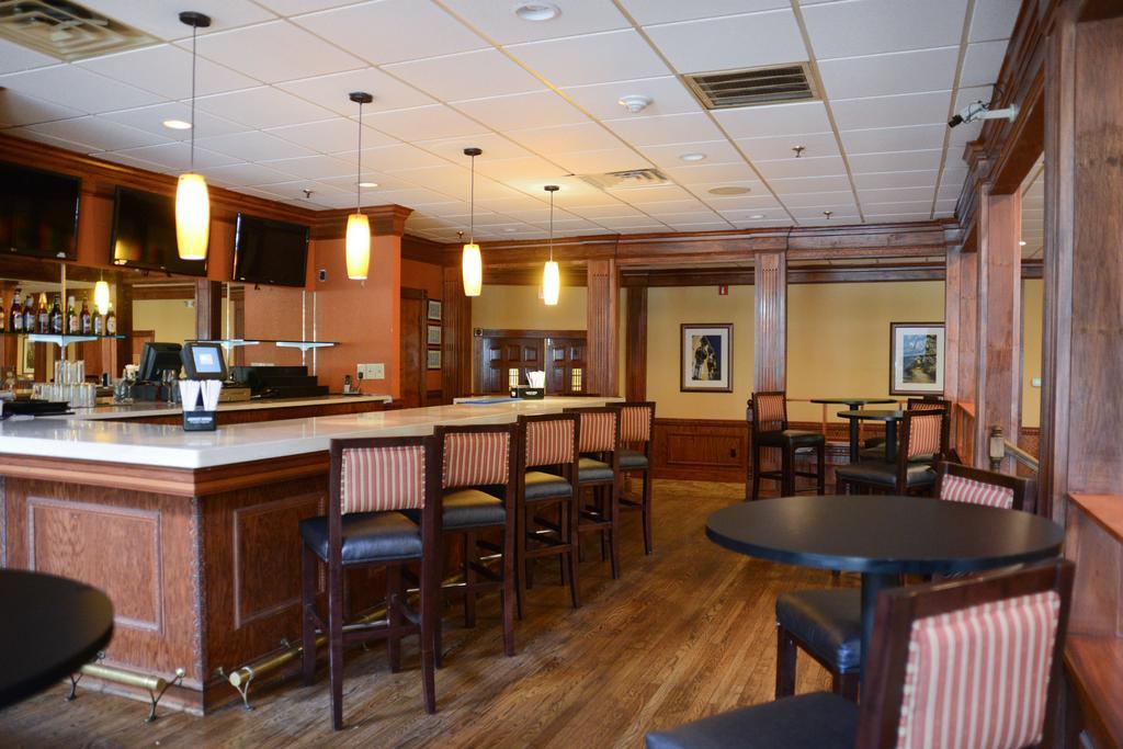 Charleston Airport Hotel นอร์ทชาร์ลส์ตัน ร้านอาหาร รูปภาพ