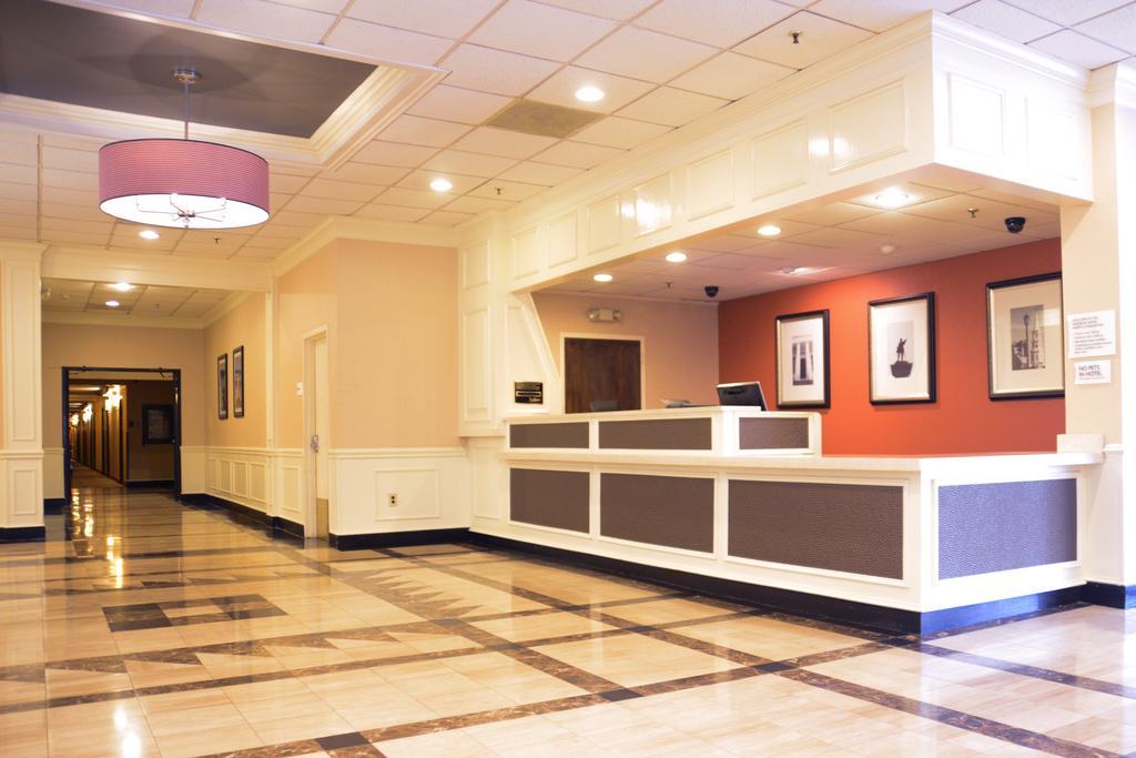 Charleston Airport Hotel นอร์ทชาร์ลส์ตัน ภายใน รูปภาพ