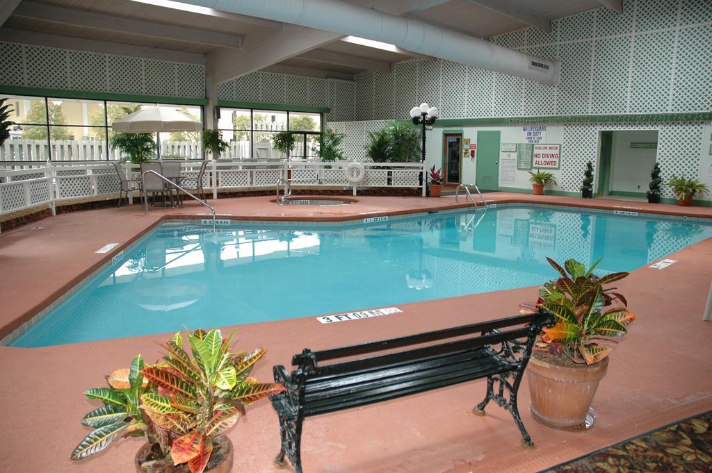 Charleston Airport Hotel นอร์ทชาร์ลส์ตัน ภายนอก รูปภาพ